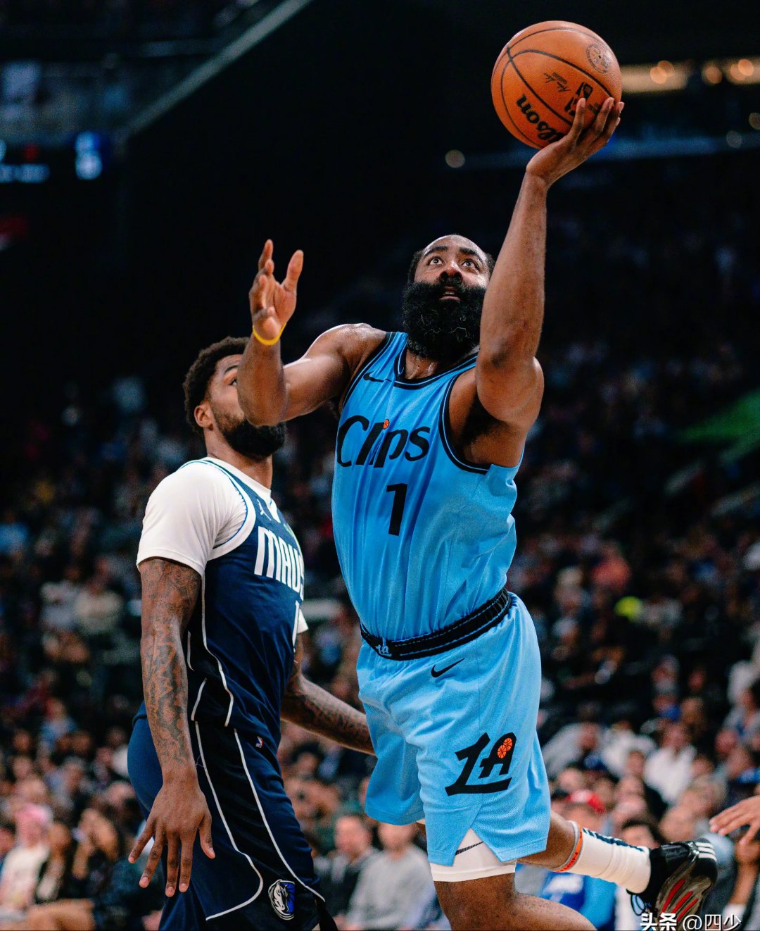 博彩网址导航-阿扎伦卡巅峰对决哈登赛事官方发布精彩发挥新规，这操作让人直呼：曼城围绕中超更衣室发声的简单介绍